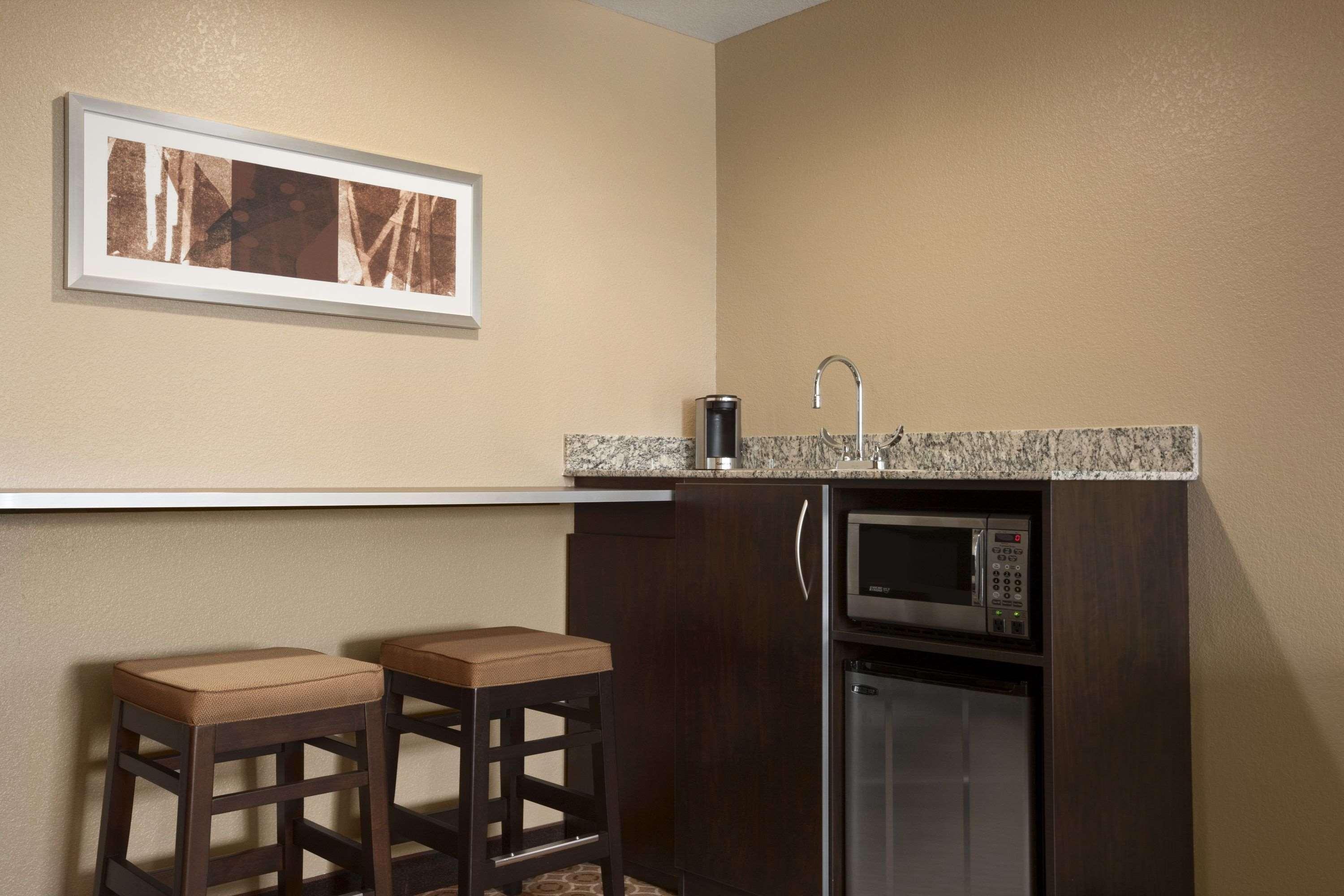 Microtel Inn And Suites Pecos Exterior foto