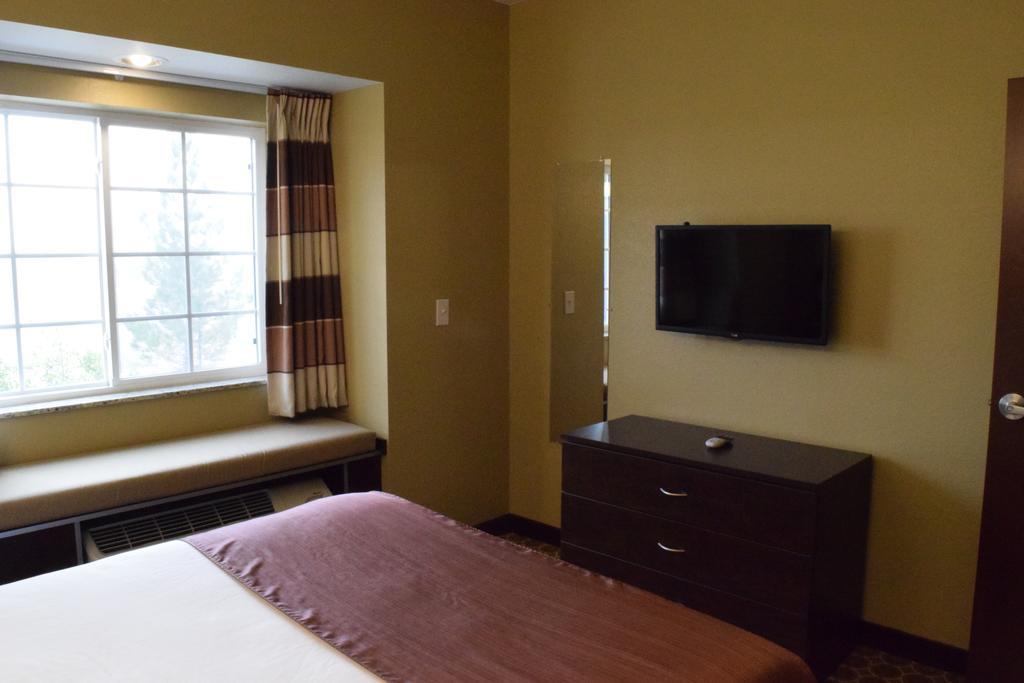 Microtel Inn And Suites Pecos Quarto foto