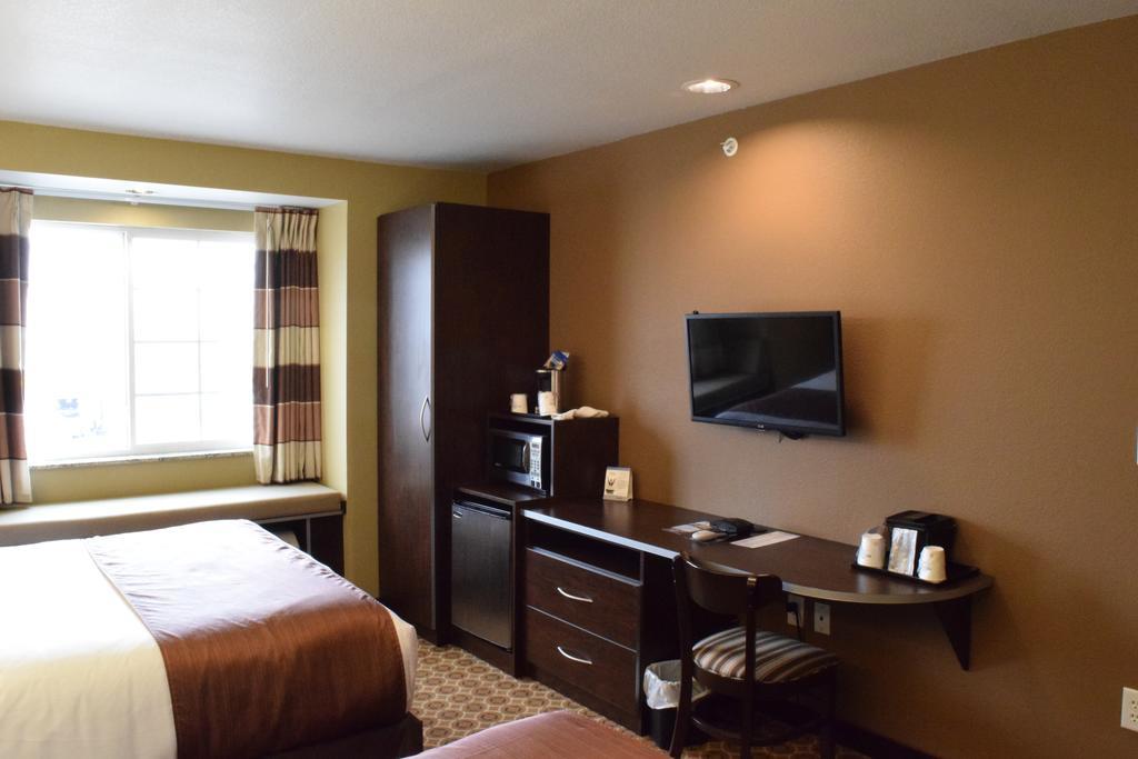 Microtel Inn And Suites Pecos Quarto foto